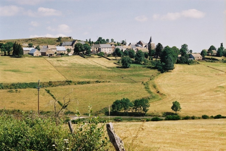 Vue d'anzat - Anzat-le-Luguet