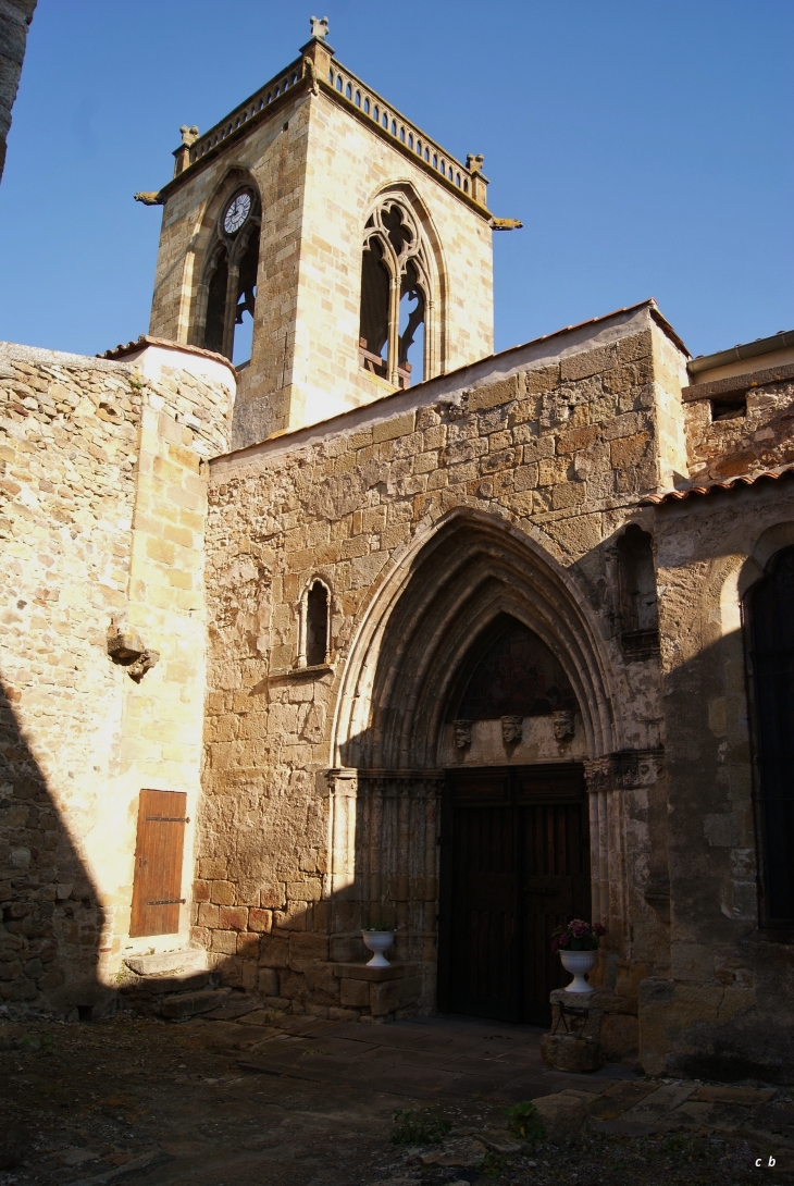 Belle église du 14éme. - Authezat