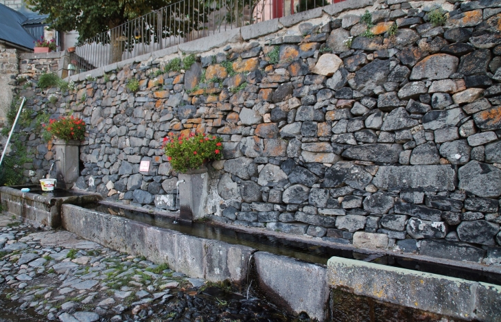 Fontaine - Besse-et-Saint-Anastaise