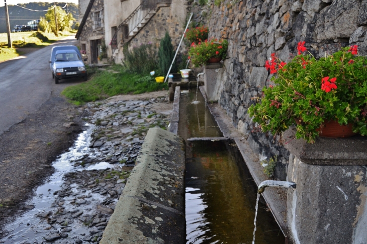 Fontaine - Besse-et-Saint-Anastaise