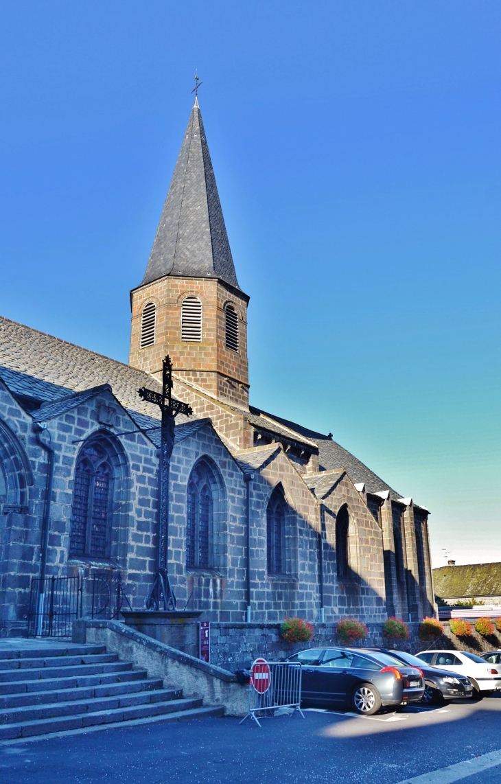 **église Saint-André  - Besse-et-Saint-Anastaise