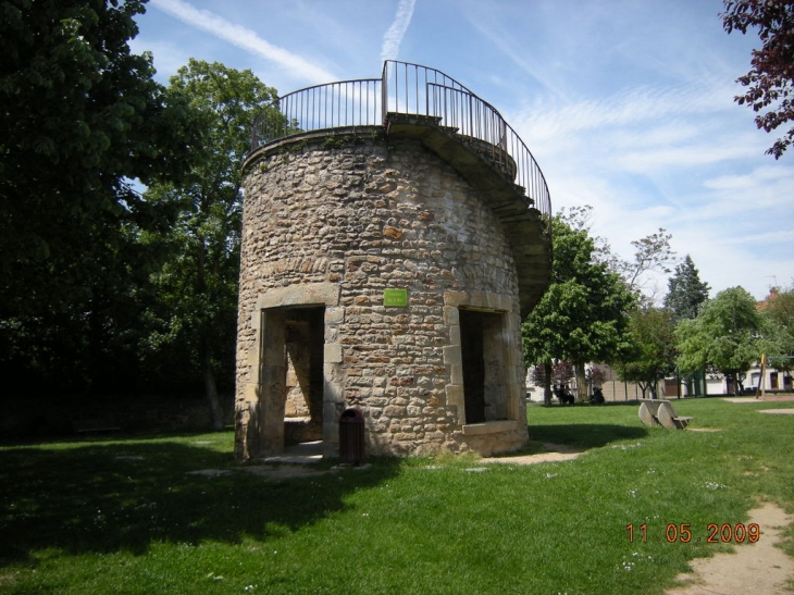 La Tour (Parc des Biches) - Billom