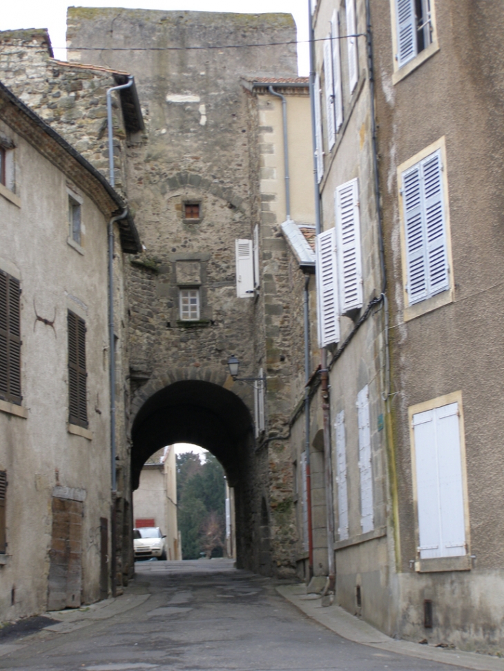 RUE de Lévéché - Billom