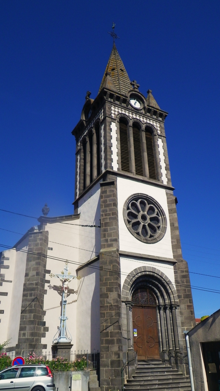 L'église Saint Pardoux XVIIIème et son clocher début XXème. - Blanzat