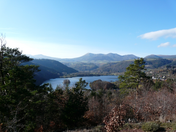 Le lac Chambon - Chambon-sur-Lac