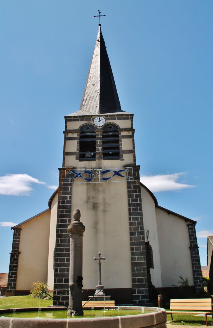 église St Pierre - Chapdes-Beaufort