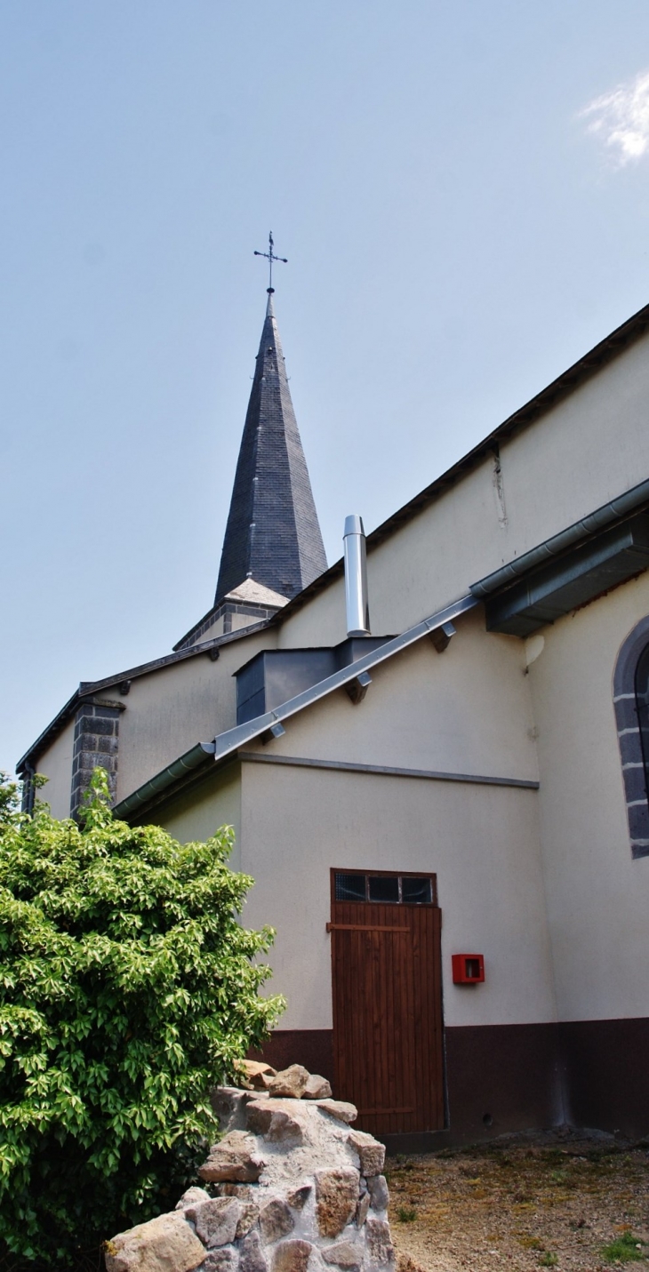 église St Pierre - Chapdes-Beaufort