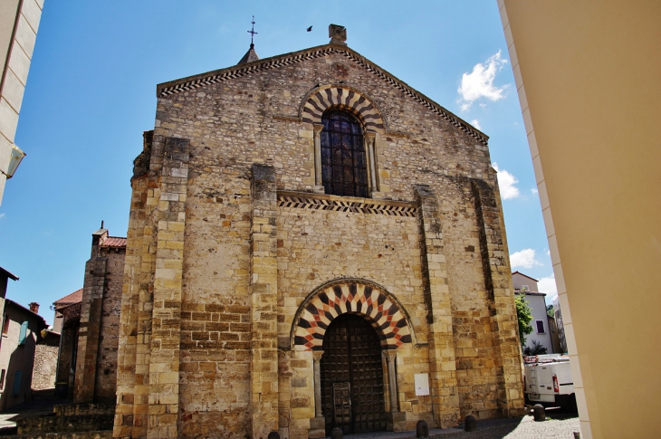  *église Saint-Julien - Chauriat