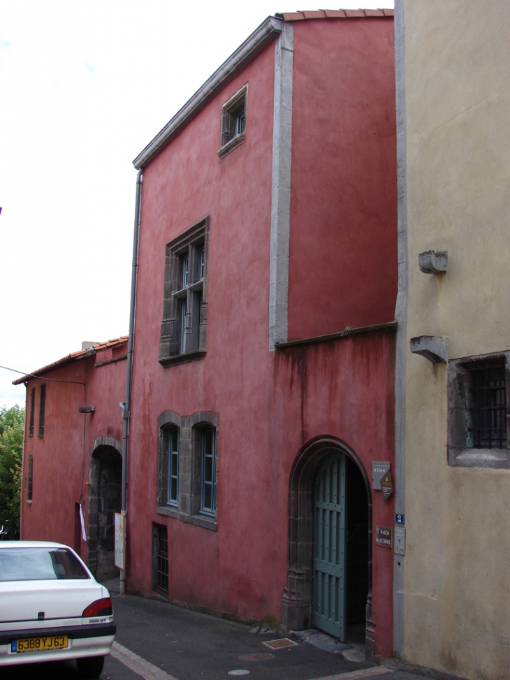 Montferrand, la Maison des Licornes - Clermont-Ferrand