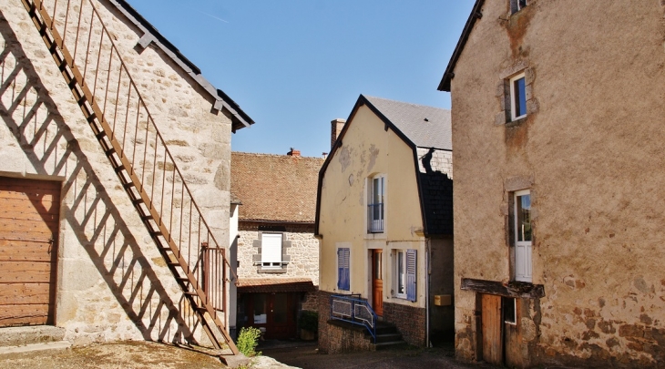 Le Village - Condat-en-Combraille