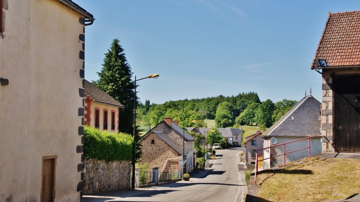 Le Village - Condat-en-Combraille