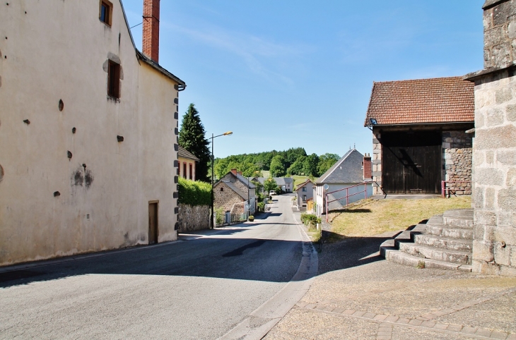 Le Village - Condat-en-Combraille