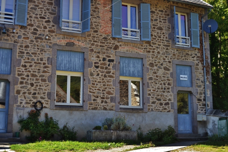 La Mairie - Courgoul