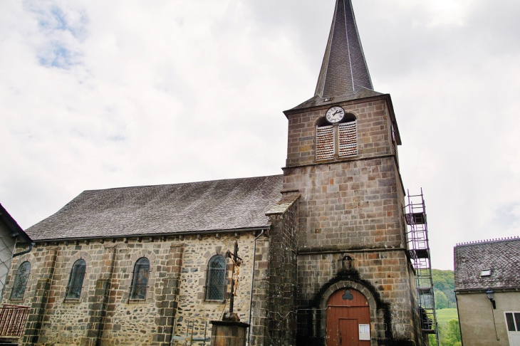  +église Saint-Austremoine - Égliseneuve-d'Entraigues