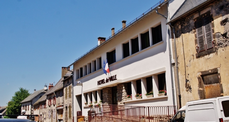 Hotel-de-Ville - Herment