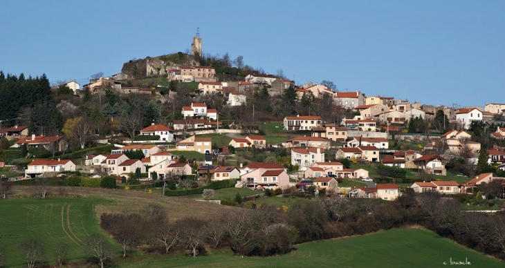 Le Crest depuis le puy de la Piquette.