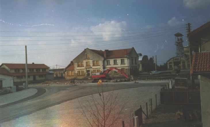 Démolition de la cantine - Messeix