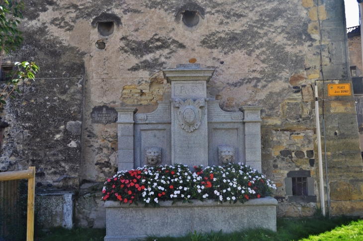 Monument aux Morts - Mirefleurs