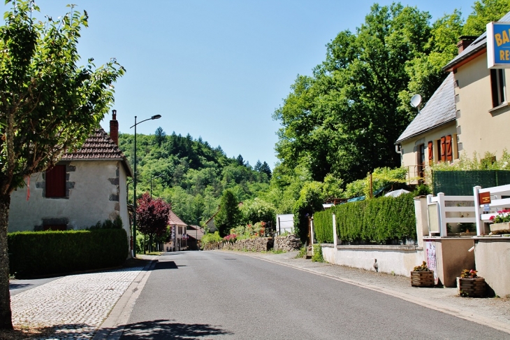 Le Village - Miremont