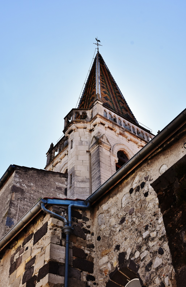  /église Saint-Mary - Orcet