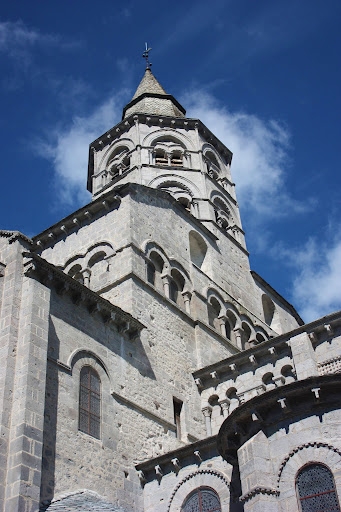 Basilique Notre-Dame d'Orcival