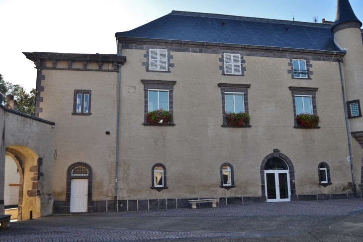 La Mairie - Pérignat-lès-Sarliève