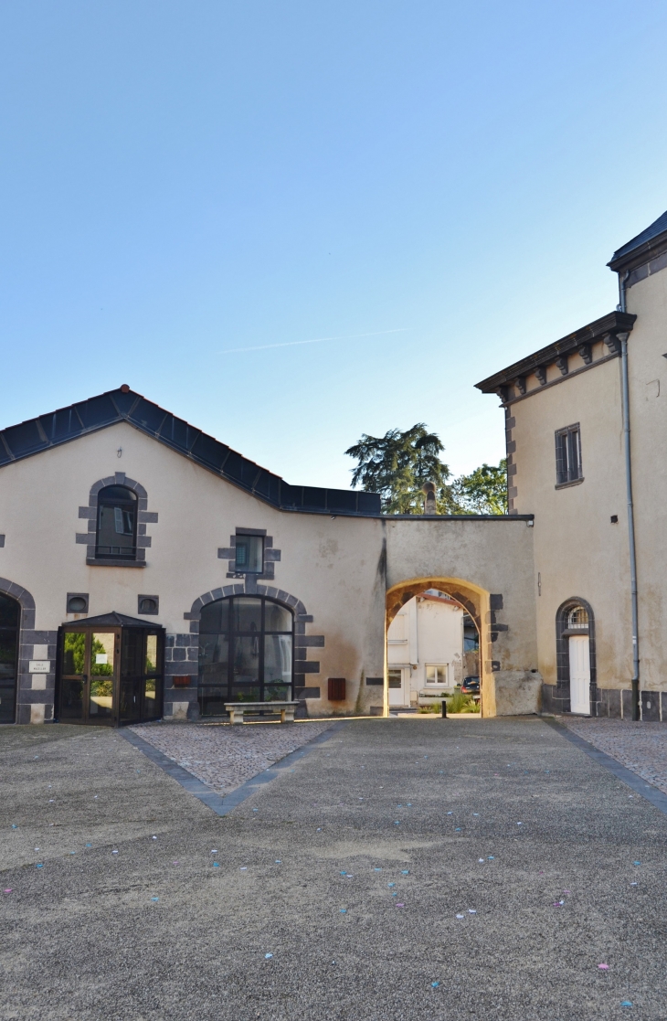 La Mairie - Pérignat-lès-Sarliève