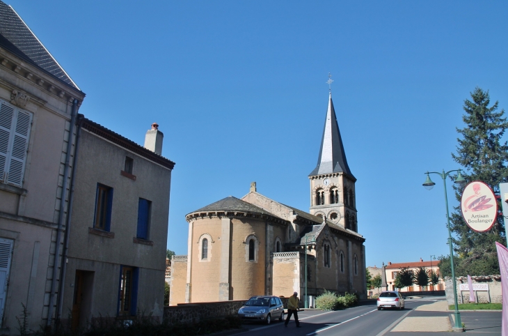   !!église Saint-Pierre-aux-Liens - Perrier