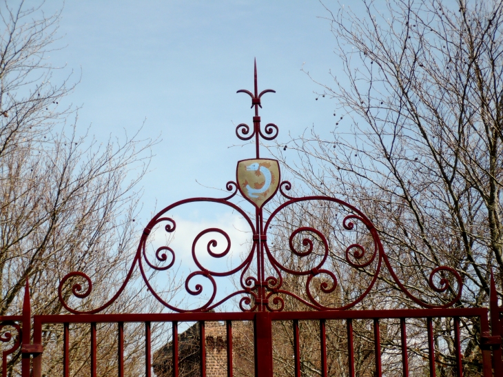 Détail de la grille du château - Pontgibaud