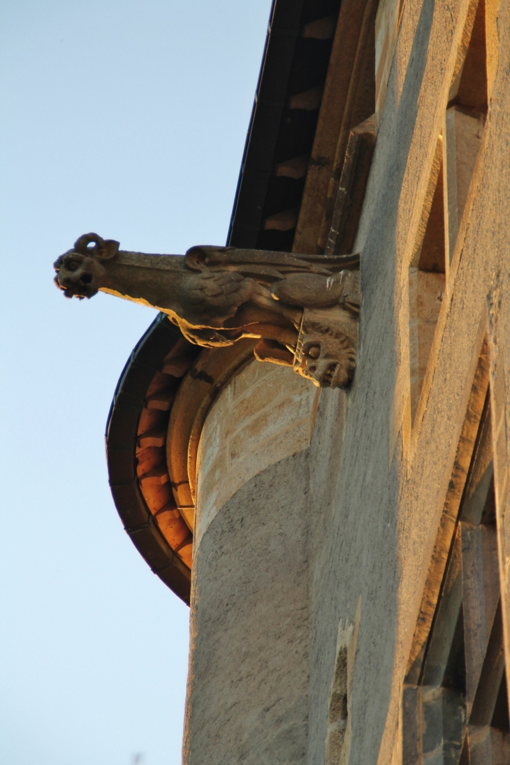 Le Château - Saint-Amant-Tallende