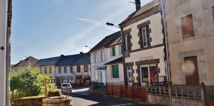 Le Village - Saint-Avit