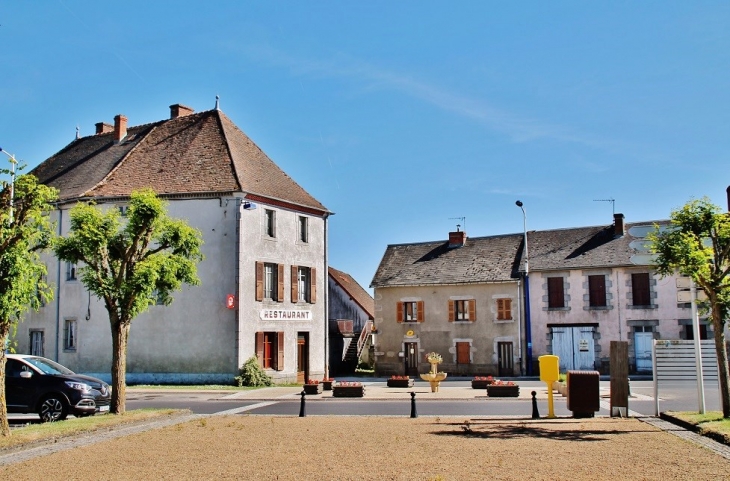 Le Village - Saint-Avit