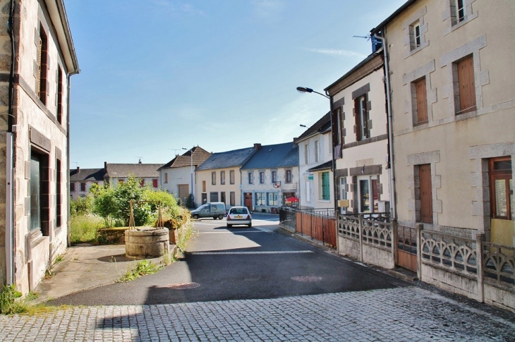 Le Village - Saint-Avit