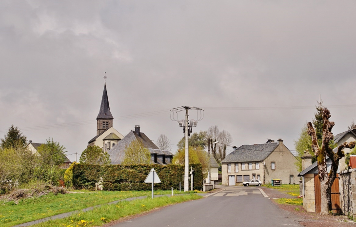 La Commune - Saint-Genès-Champespe