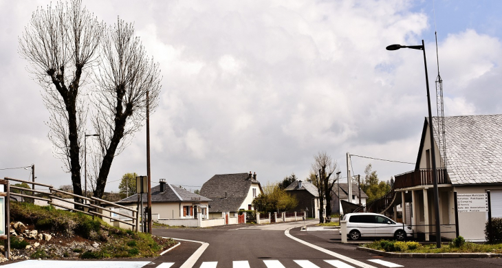 La Commune - Saint-Genès-Champespe