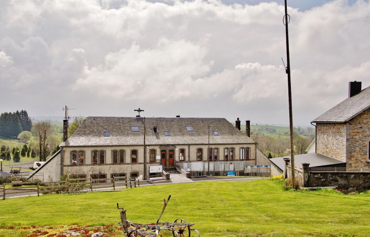 La Mairie - Saint-Genès-Champespe