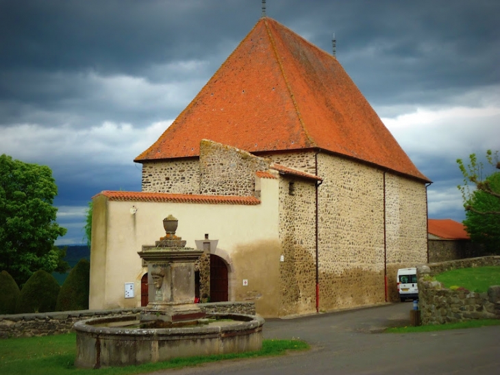 Villeneuve Lembron village - Saint-Germain-Lembron