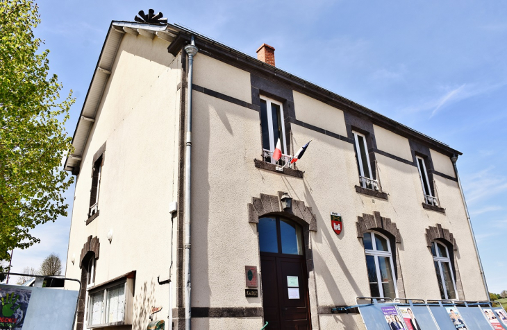 La Mairie - Saint-Pierre-le-Chastel