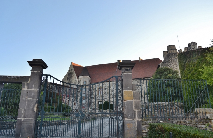 Le Château - Saint-Saturnin