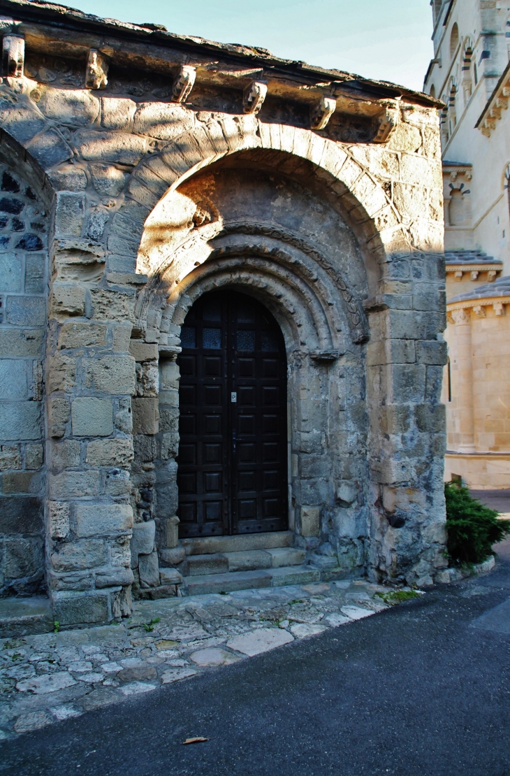   Chapelle Sainte-Madeleine - Saint-Saturnin