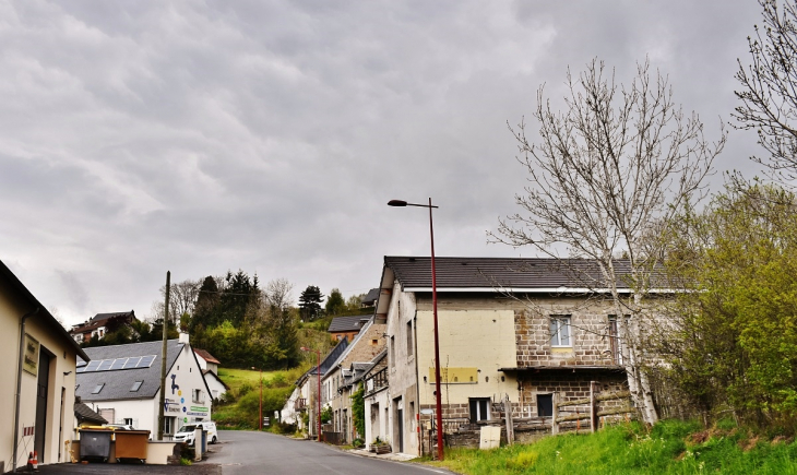 La Commune - Saint-Sauves-d'Auvergne