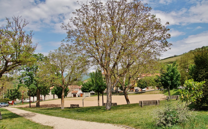 La Commune - Sauvagnat-Sainte-Marthe