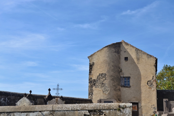 Enceinte de l'église Notre-Dame de Ronzieres et Cimetière  - Tourzel-Ronzières