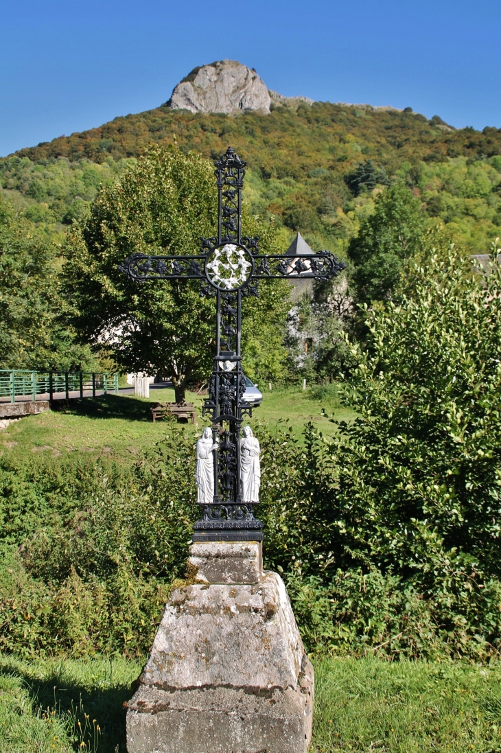 Croix - Valbeleix