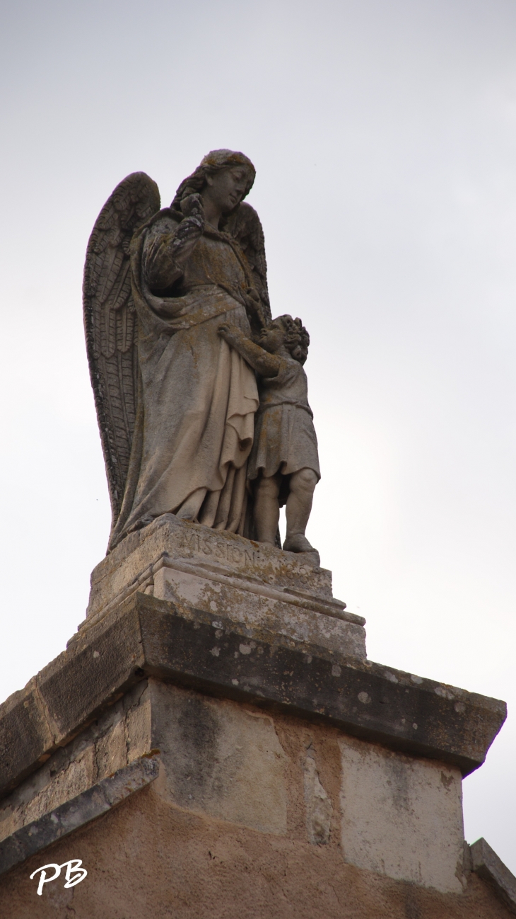 +Chapelle Saint-Julien ( 1577 ) Détail - Vensat