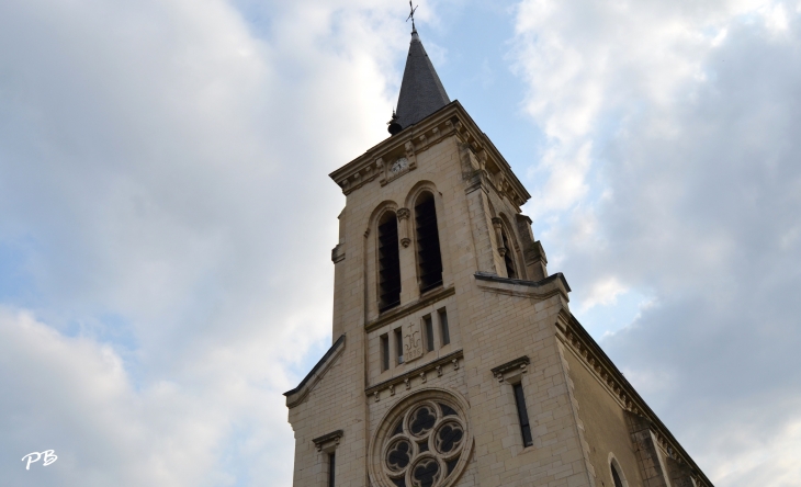 +Eglise Saint-Jean-Baptiste Saint-Julien - Vensat