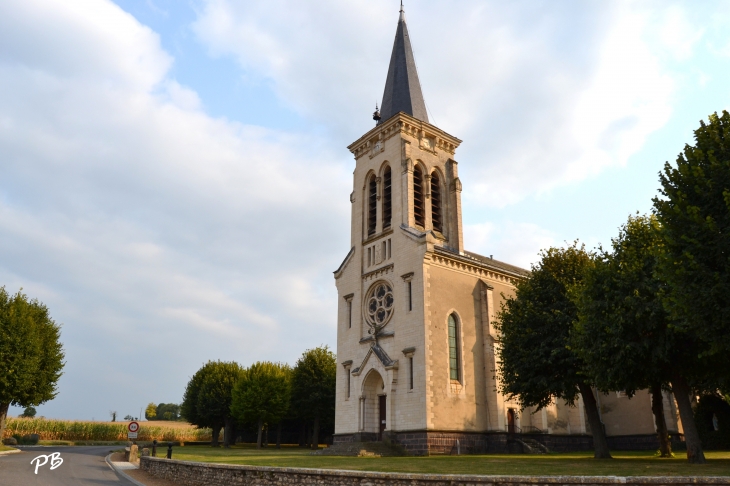 +Eglise Saint-Jean-Baptiste Saint-Julien - Vensat