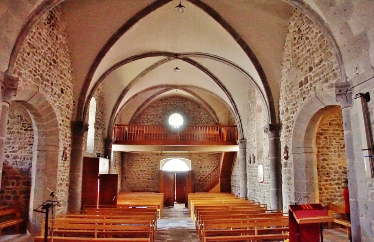  <<église Saint-Didier - Vernines