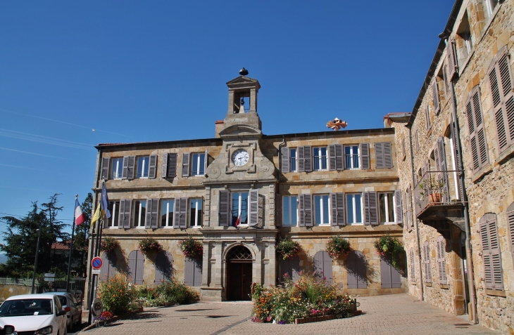 Hotel-de-Ville - Vic-le-Comte