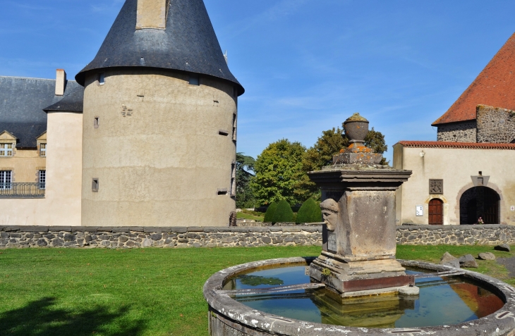 La Fontaine - Villeneuve